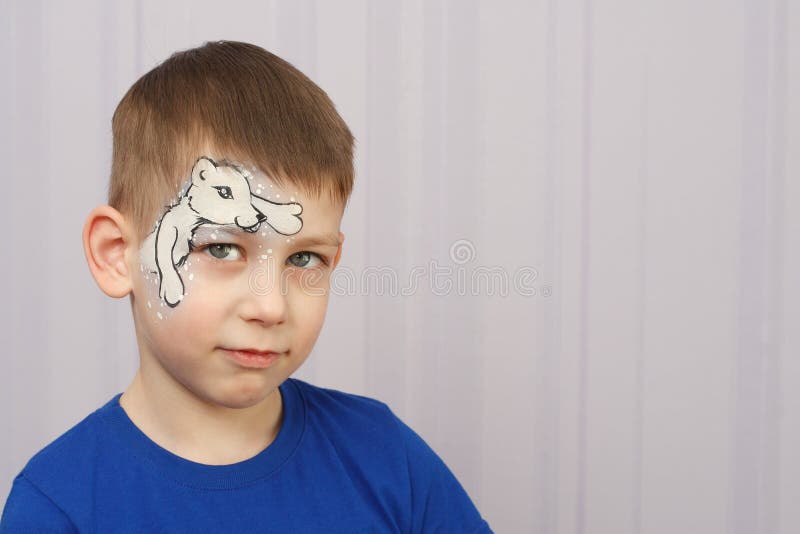 Polar bear facepainting. 