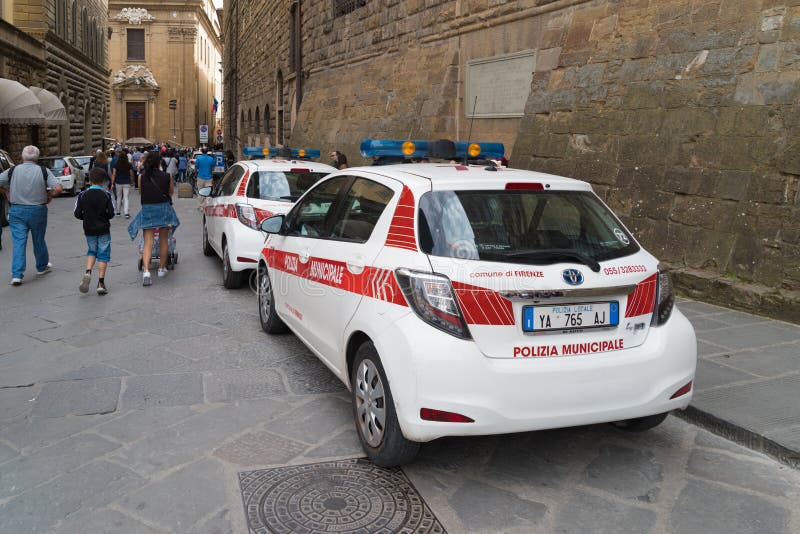 tourist police italy