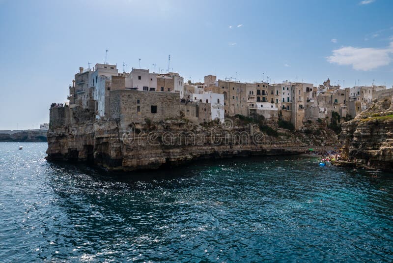 Polignano een Merrie, Bari Province, Apulia, zuidelijk Italië royalty-vrije stock foto's Polignano een Merrie, Bari Province, Apulia, zuidelijk Italië royalty-vrije stock foto's