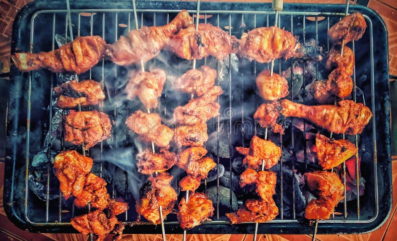 Pollo asador ahumado BbQ foto de archivo Pollo asador ahumado BbQ foto de archivo