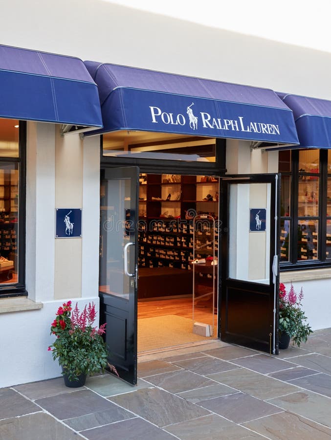 hooi Pilfer renderen Polo Ralph Lauren Boutique in La Vallee Village. Editorial Photo - Image of  polo, lifestyle: 98117146