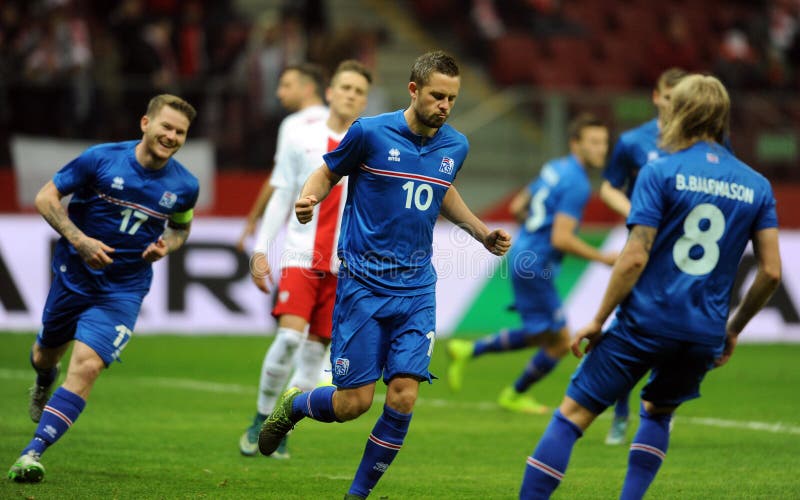 Polska, Iceland Życzliwa gra - obrazy stock Polska, Iceland Życzliwa gra - obrazy stock