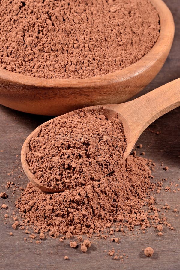 Polvo De Cacao En Una Cuchara Foto de archivo Imagen de cafeína
