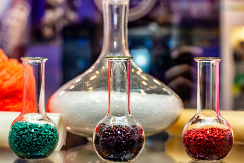 Polymerische Färbung Plastikkugeln Farbstoff für Plastik Pigment in den Körnchen Polymerperlen lizenzfreies stockbild Polymerische Färbung Plastikkugeln Farbstoff für Plastik Pigment in den Körnchen Polymerperlen lizenzfreies stockbild