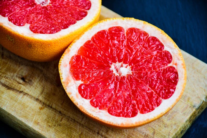 pomelo rojo fotografía de archivo pomelo rojo fotografía de archivo