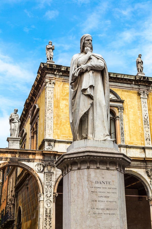 Statue of Dante Alighieri in a summer day in Verona, Italy. Statue of Dante Alighieri in a summer day in Verona, Italy