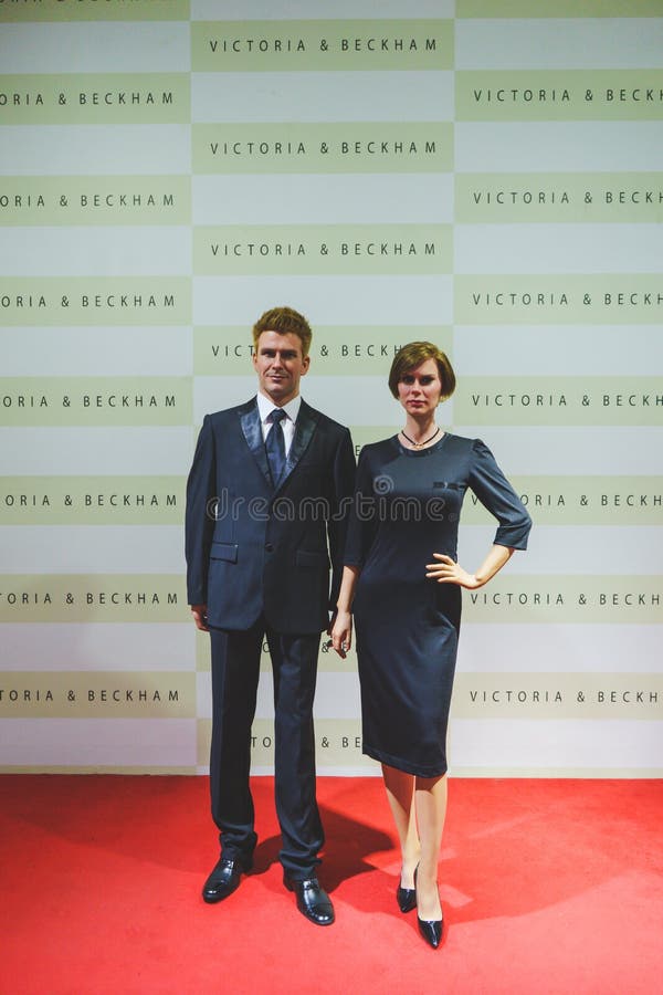 Pomnik sławnych ludzi, David Beckham i Victoria, w Muzeum Sun World Ba Na Hills Sobota, 13 lutego 2016 r., Ba na, zdjęcie stock Pomnik sławnych ludzi, David Beckham i Victoria, w Muzeum Sun World Ba Na Hills Sobota, 13 lutego 2016 r., Ba na, zdjęcie stock