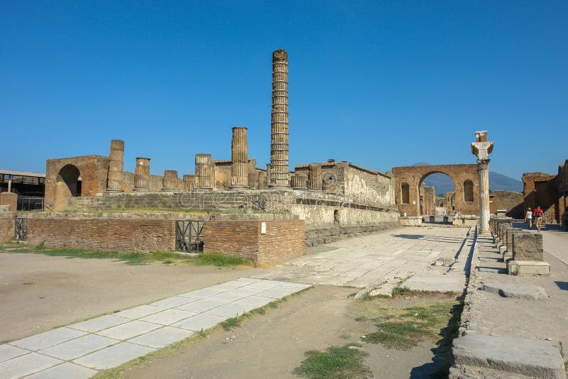 POMPEI, ITALY: Ruins of the ancient roman city of Pompeii, which was destroyed by the volcano Mount Vesuvius, about two millenniums ago, 79 AD
