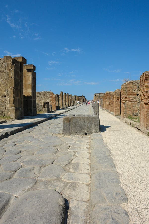 POMPEI, ITALY: Ruins of the ancient roman city of Pompeii, which was destroyed by the volcano Mount Vesuvius, about two millenniums ago, 79 AD