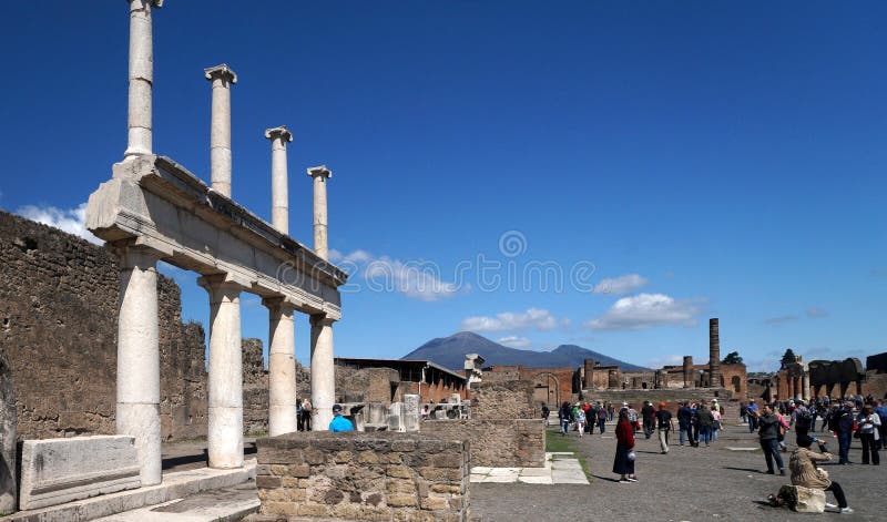Public Square In Ancient Pompeii Stock Image - Image of mount, pompeii
