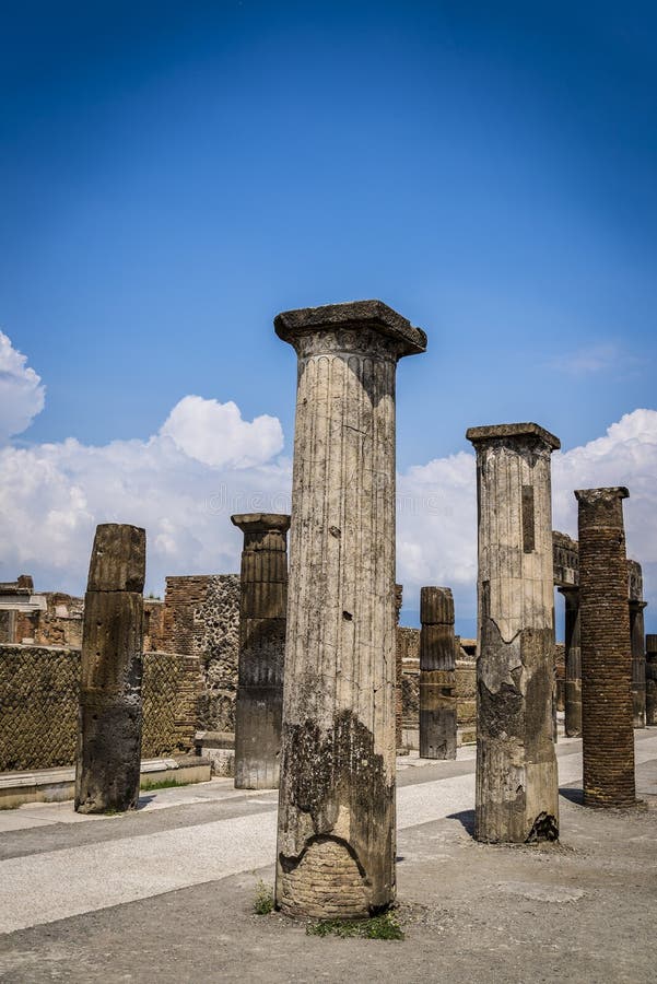 Pompeii, site archéologique près de Naples, forum, Italie images libres de droits Pompeii, site archéologique près de Naples, forum, Italie images libres de droits