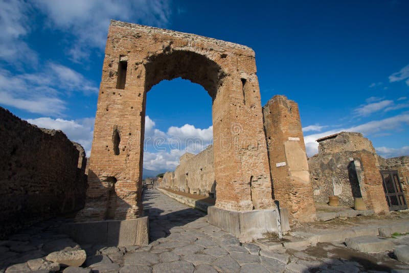 Tote in Pompeji stockbild. Bild von römisch, pflaster ...