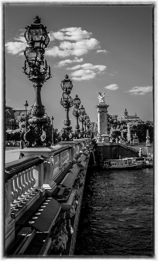 Pont Alexandre III in Paris stockfotos Pont Alexandre III in Paris stockfotos