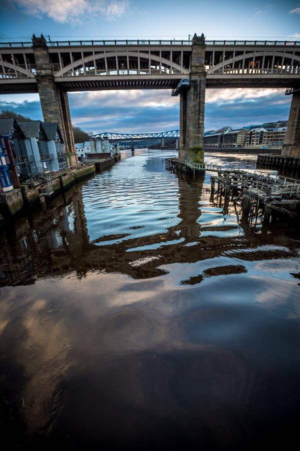 Pont de haut niveau, Newcastle sur Tyne images libres de droits Pont de haut niveau, Newcastle sur Tyne images libres de droits