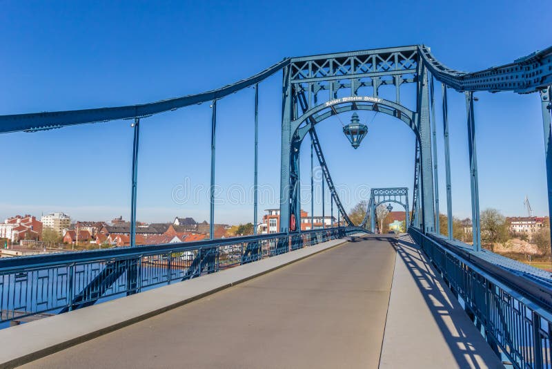 Pont historique de Kaiser Wilhelm dans Wilhelmshaven image libre de droits Pont historique de Kaiser Wilhelm dans Wilhelmshaven image libre de droits