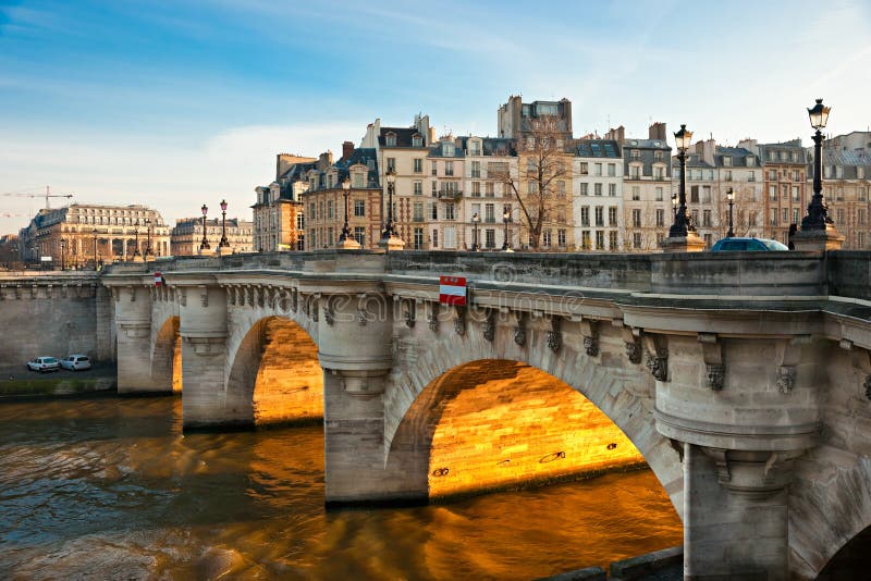 Paris: Pont Neuf at night by duncan-blues on DeviantArt