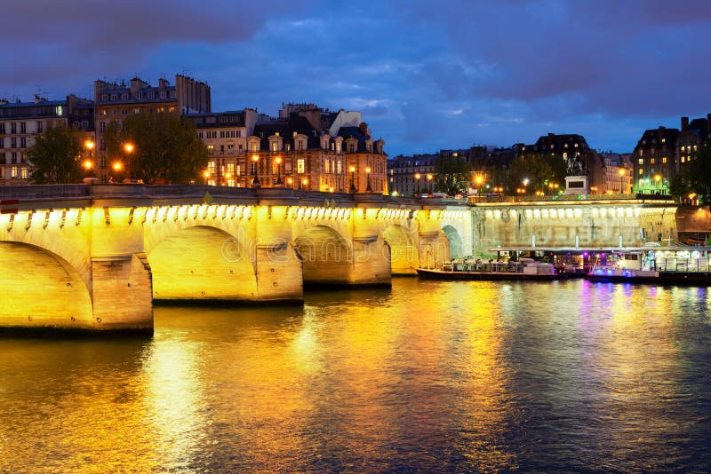 Pont Neuf, Paris, France stock image. Image of famous - 129764513