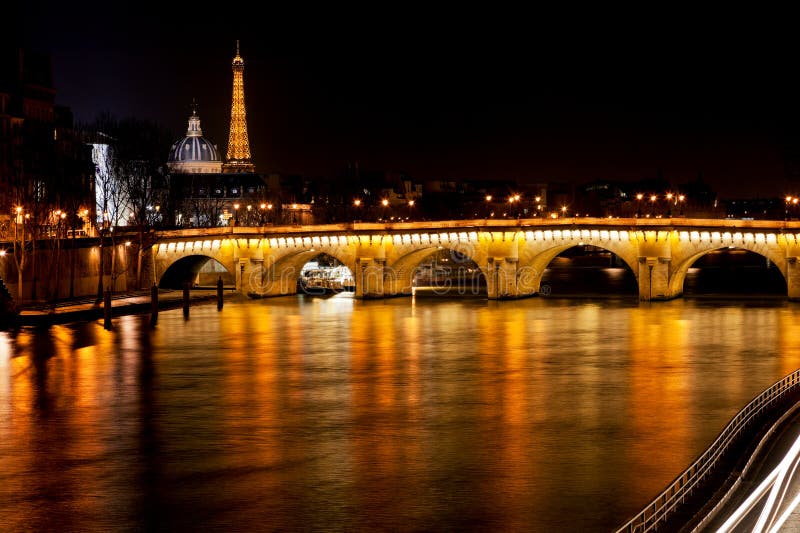 Paris: Pont Neuf at night by duncan-blues on DeviantArt