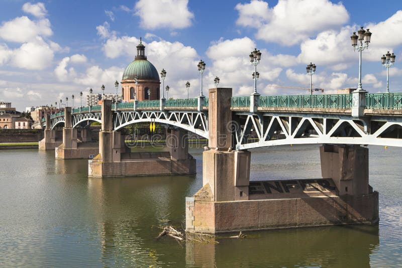 Pont Saint-Pierre of Toulouse Editorial Photo - Image of saintpierre