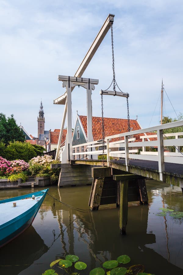 Moinho De Vento No Gouda, Holanda Imagem de Stock - Imagem de ensolarado,  cenas: 34754711