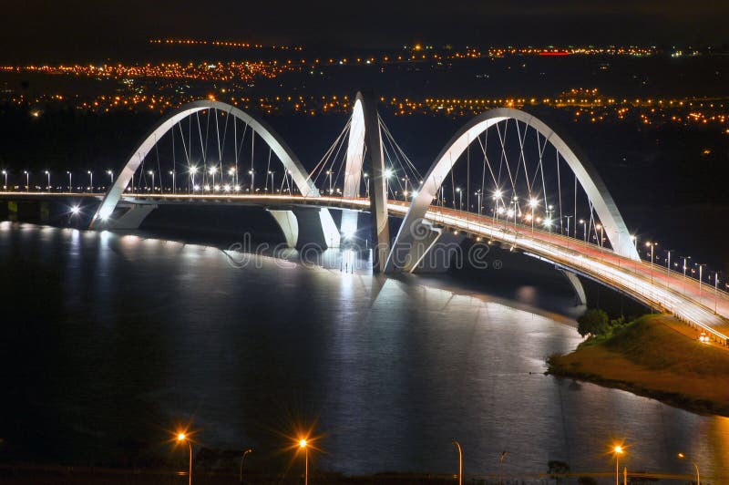 A ponte de JK imagens de stock A ponte de JK imagens de stock