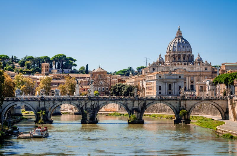 Ponte Sant “Angelo St Angelo Bridge a Roma fotografia stock libera da diritti Ponte Sant “Angelo St Angelo Bridge a Roma fotografia stock libera da diritti