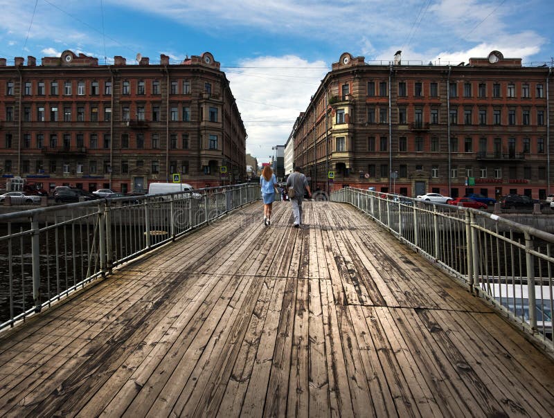 Ponticelli di St Petersburg La Russia immagine stock libera da diritti Ponticelli di St Petersburg La Russia immagine stock libera da diritti