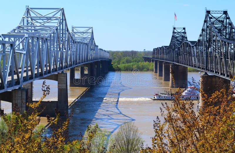 Ponts du fleuve Mississippi images libres de droits Ponts du fleuve Mississippi images libres de droits