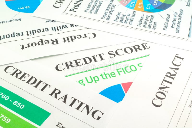 Pontuação de crédito, relatório, avaliação e contrato na tabela
