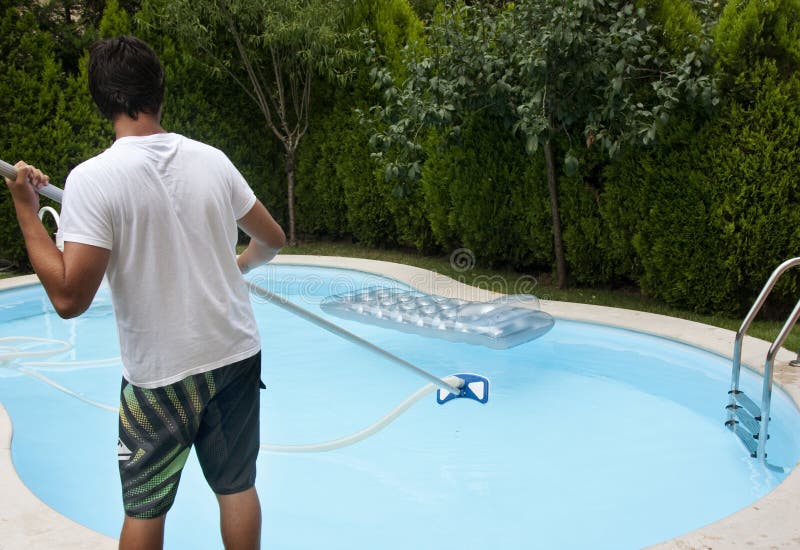 Poolreinigungsmittel stockbilder Poolreinigungsmittel stockbilder