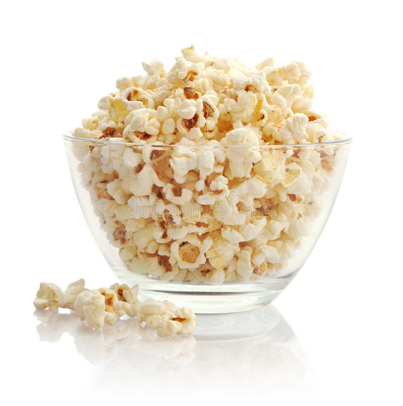Popcorn στο κύπελλο γυαλιού στοκ εικόνες
