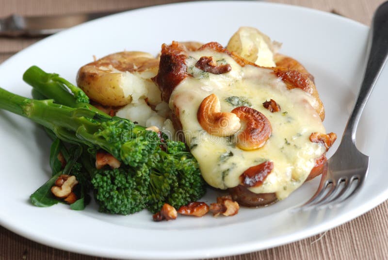 Pork chops with stilton