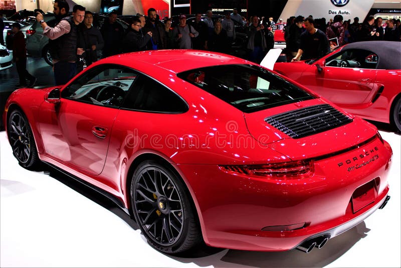 Porsche 2015 911 Carrera 4 GTS an Detroit-Automobilausstellung stockfotos Porsche 2015 911 Carrera 4 GTS an Detroit-Automobilausstellung stockfotos