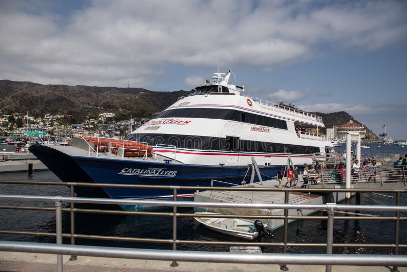 Port de Catalina Fyler Ferry Boat Avalon sur Catalina Island photo stock Port de Catalina Fyler Ferry Boat Avalon sur Catalina Island photo stock