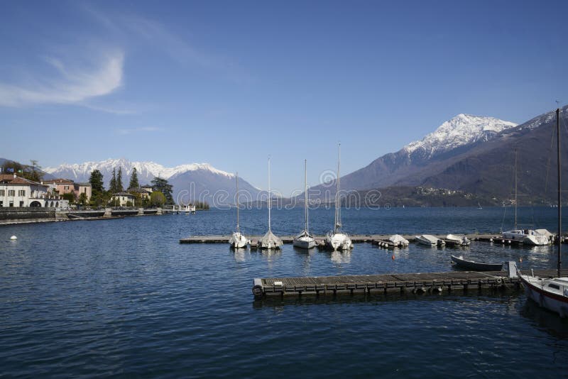 Port de Dongo et le lac, Como, Italie