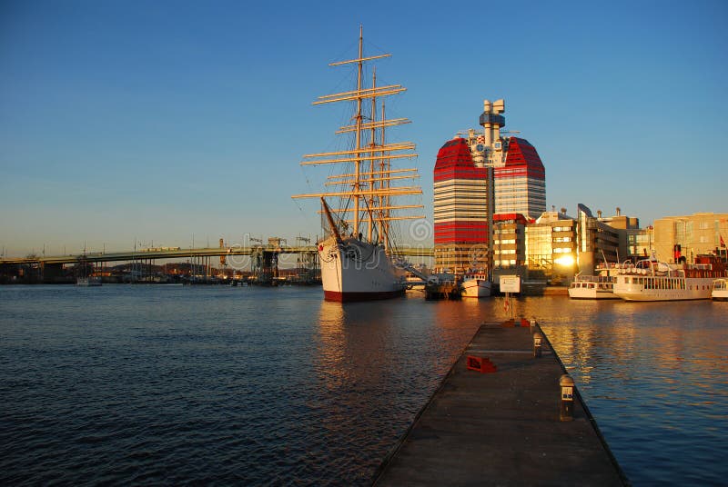 La Tour De 08 Gothenburg Utkiken Photo stock Image du économie, blanc