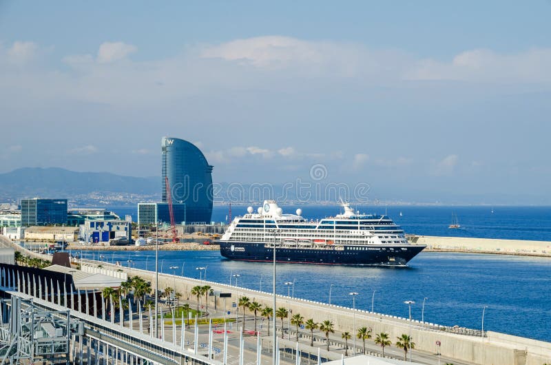 azamara cruise port barcelona