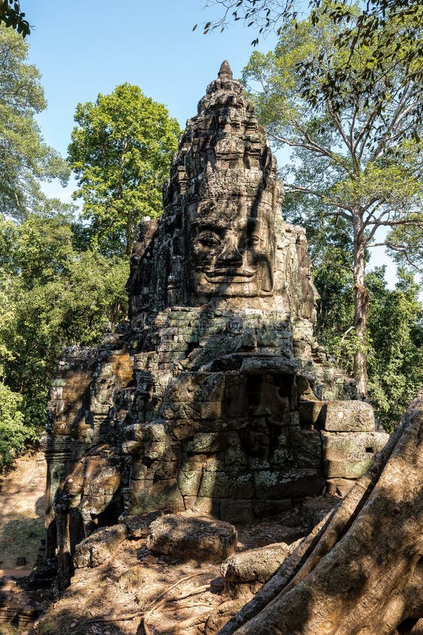Porta da vit?ria de Angkor Thom em Siem Reap, Camboja fotografia de stock royalty free Porta da vit?ria de Angkor Thom em Siem Reap, Camboja fotografia de stock royalty free