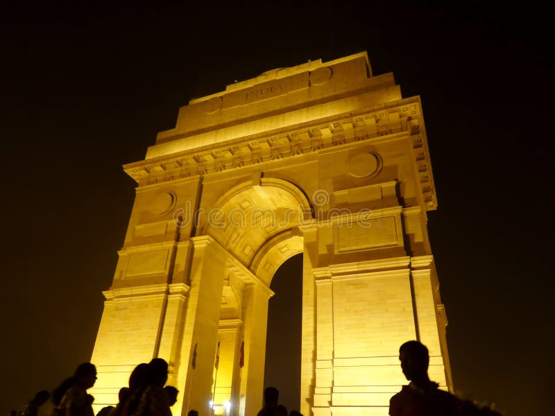 Porta de India na noite imagens de stock royalty free Porta de India na noite imagens de stock royalty free