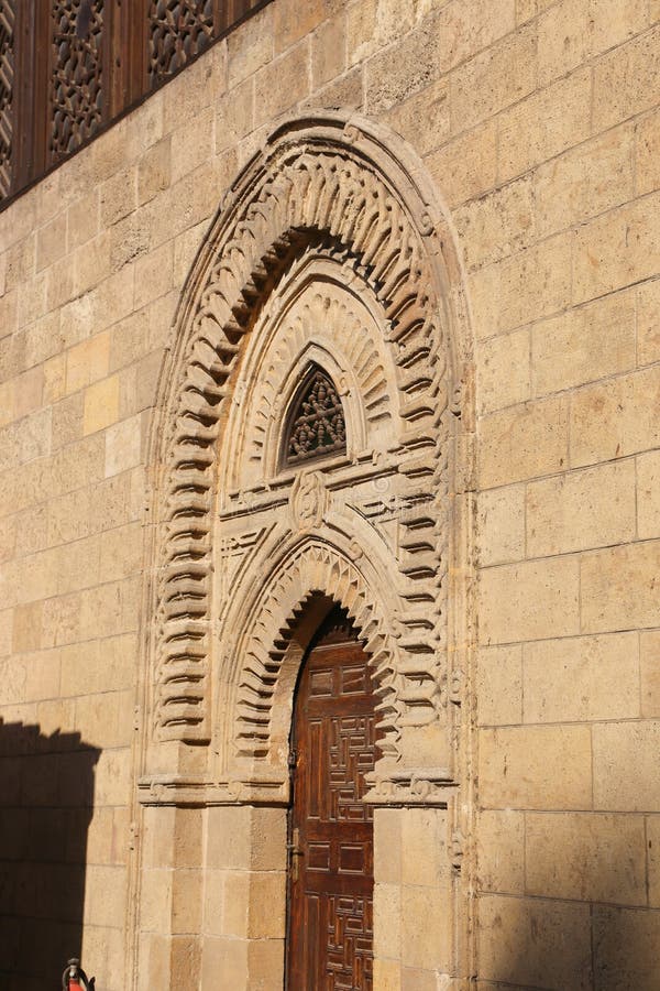 Download Porta velha o Cairo, Egito imagem de stock. Imagem de porta - 65577689