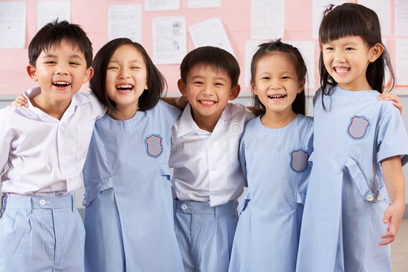 Portait van Studenten in het Chinese Klaslokaal van de School stock fotografie Portait van Studenten in het Chinese Klaslokaal van de School stock fotografie