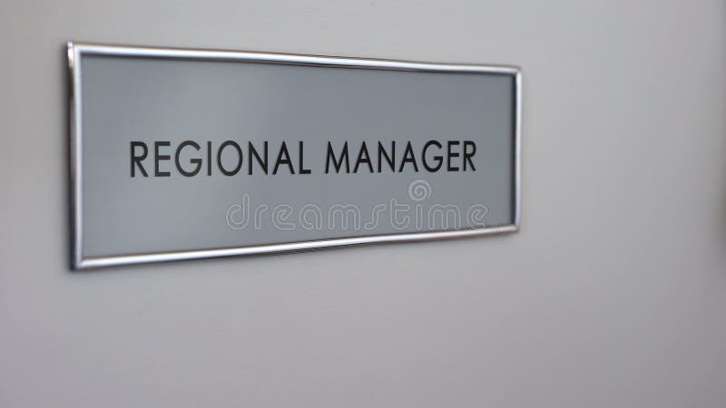 Portalul managerului regional, care bate la ușă departamentul de afaceri închis stock footage
