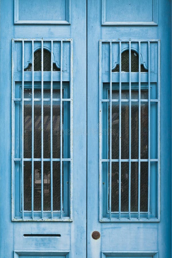 Portas azuis fotografia de stock royalty free Portas azuis fotografia de stock royalty free