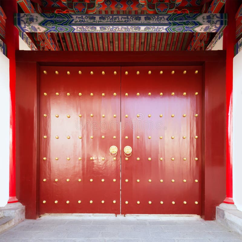Portes classiques chinoises de style image libre de droits Portes classiques chinoises de style image libre de droits
