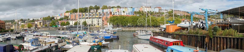 Porticciolo in Bristol Docks, Bristol, Regno Unito fotografie stock Porticciolo in Bristol Docks, Bristol, Regno Unito fotografie stock