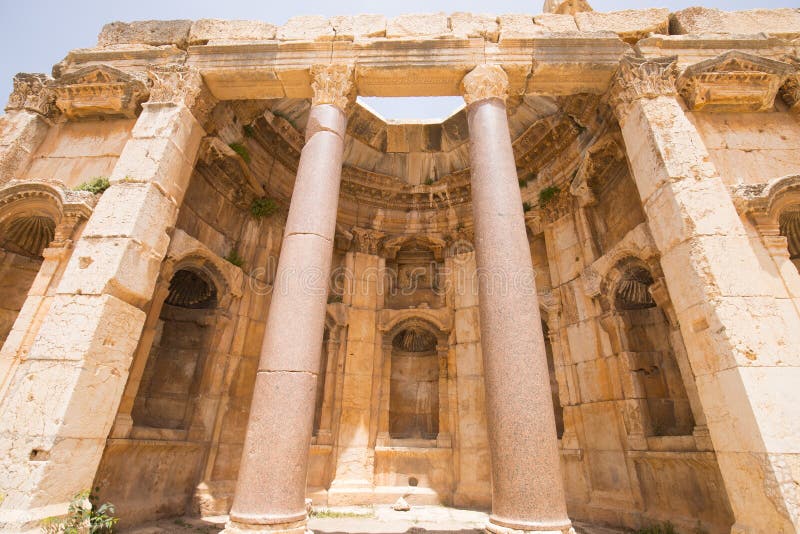 Portico. The Great Court. The ruins of the Roman city of Heliopolis or Baalbek in the Beqaa Valley. Baalbek, Lebanon royalty free stock photography Portico. The Great Court. The ruins of the Roman city of Heliopolis or Baalbek in the Beqaa Valley. Baalbek, Lebanon royalty free stock photography
