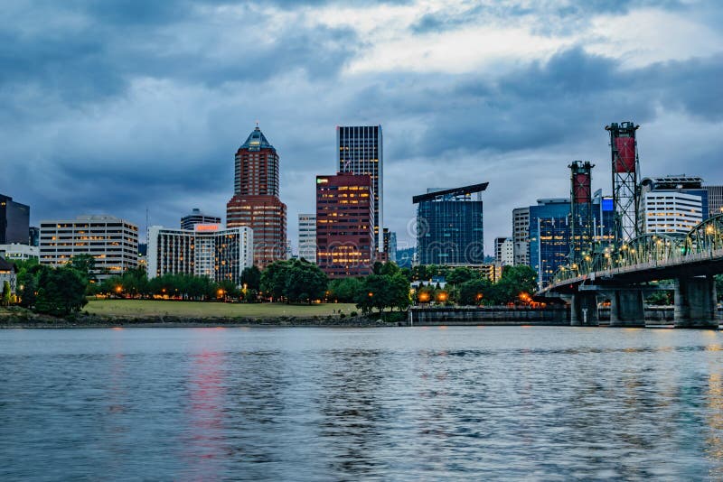 Downtown Portland, Oregon skyline from the Willamette River at dusk. Koin tower portland oregon stock images, royalty-free photos and pictures