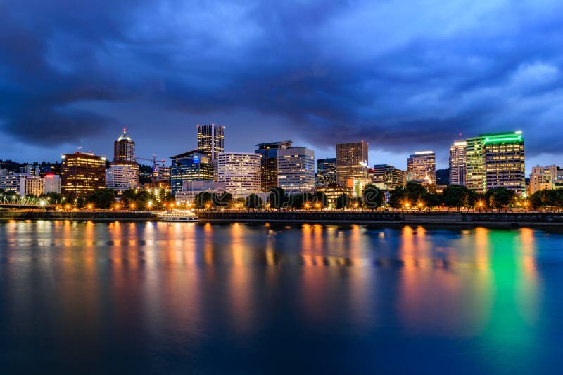 Downtown Portland, Oregon skyline from the Willamette River at dusk. Koin tower portland oregon stock images, royalty-free photos and pictures