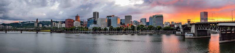 Downtown Portland, Oregon skyline from the Willamette River at sunset. Koin tower portland oregon stock images, royalty-free photos and pictures