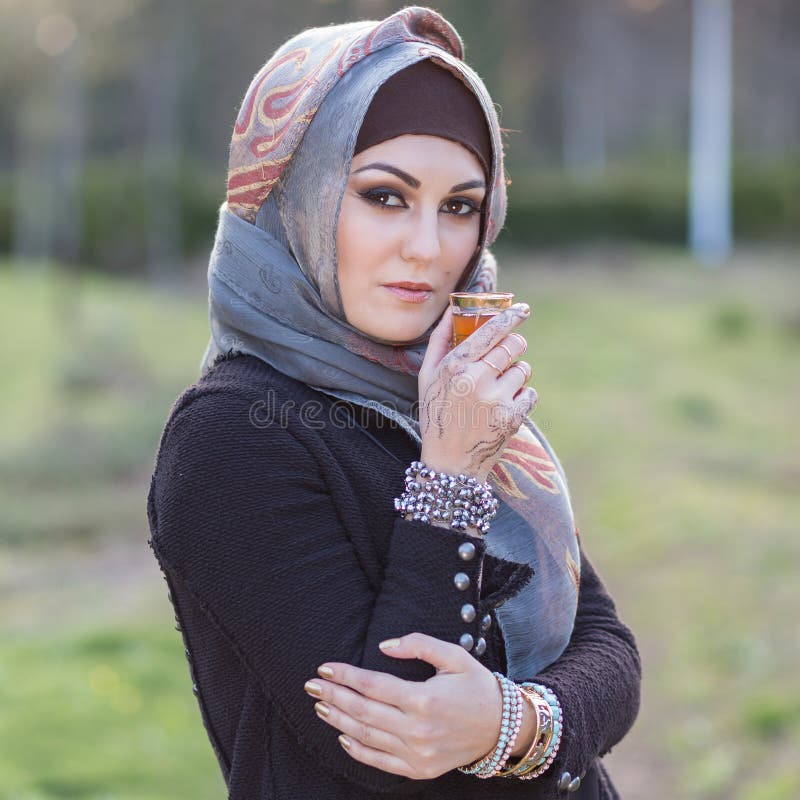 Portrait of an Arabian Woman Stock Image - Image of girl, people: 65129397